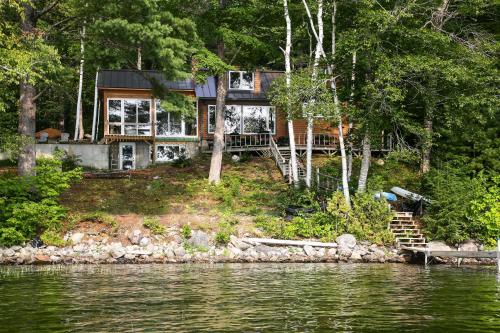 Beautiful Embden Pond Cabin with Dock and Kayaks!