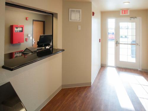 Lobby, WoodSpring Suites Fort Worth Fossil Creek in Fairway Bend