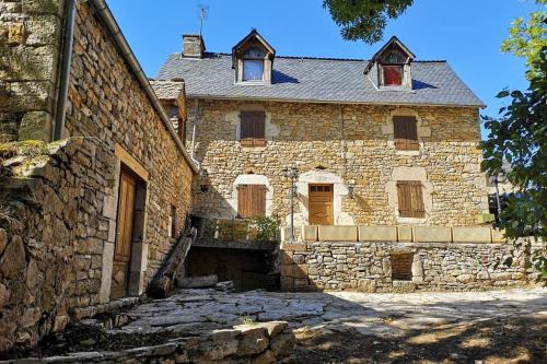Entrance, Maison traditionnelle en Lozere in Laguiole