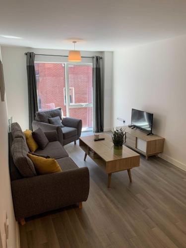 Picture of 2 Bed2 Bath Flat With Balcony 5 Mins To Nq