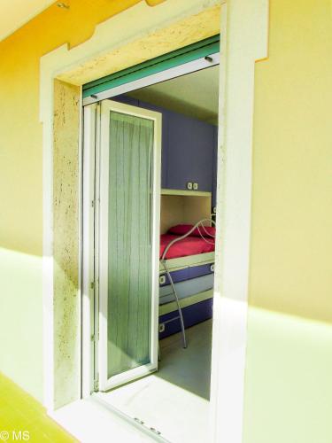 Pietra Home, posto auto, AC ,WIFI, 150mt dal mare - Tap to explore photos