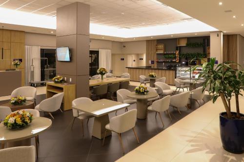 ห้องอาหาร, Comfort Suites Sao Jose do Rio Preto in ซาโอ โจเซ่ โดริโอ เปรโต้
