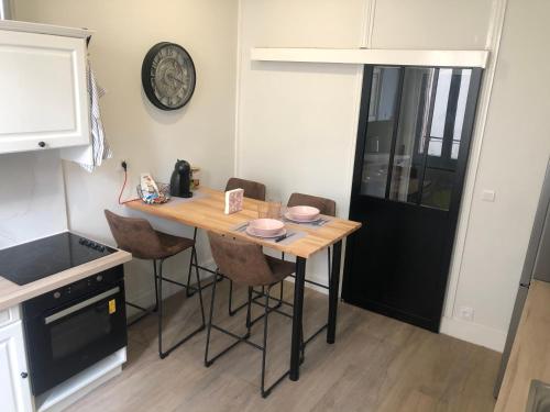 Grand appartement moderne tout équipé avec jardin
