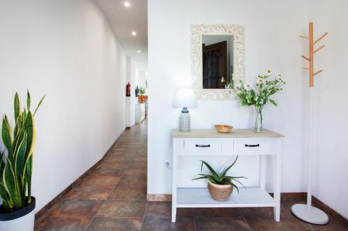 大堂, Casa rural Torre Buena Vista a 40 minutos de Valencia con gran jacuzzi y vistas maravillosass in 貝維費爾