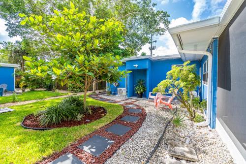 The Blue House Fort Lauderdale Airport/Cruise in Fort Lauderdale, USA