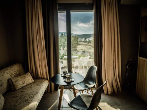  Villa Marelia apartments in Aliveri