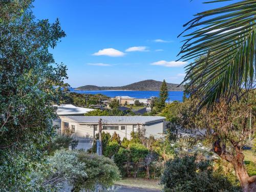 Holiday Home room in Island View Large Family Home Pool WI FI and Sweeping Views of Fingal