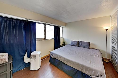 Royal Aloha 204 condo - image 5