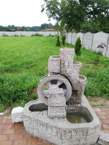 Noclegi nad stawami wypożyczalnia kajaków i rowerów