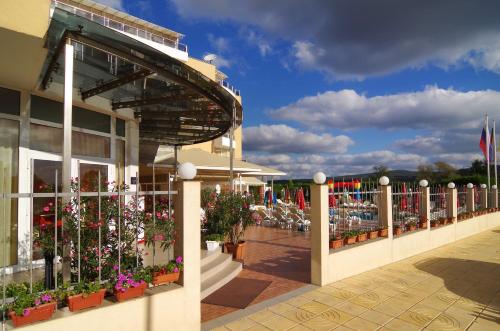 Hotel Plamena Palace - image 5