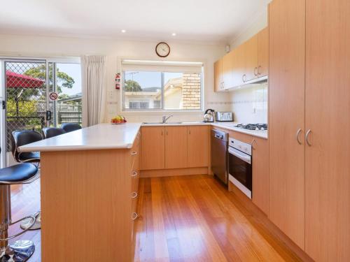 Renovated Beach Beauty Rosebud near Goolgowie Bushland Reserve