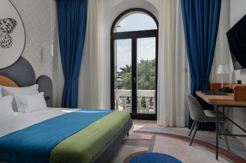 Superior Double Room with Sea Side View