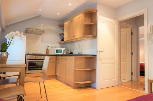 12 London Street Apartments - image 12