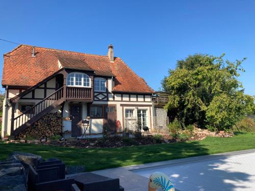 Le Clos d’Azel - Le gîte du cocher avec piscine gîte à louer Flexbourg