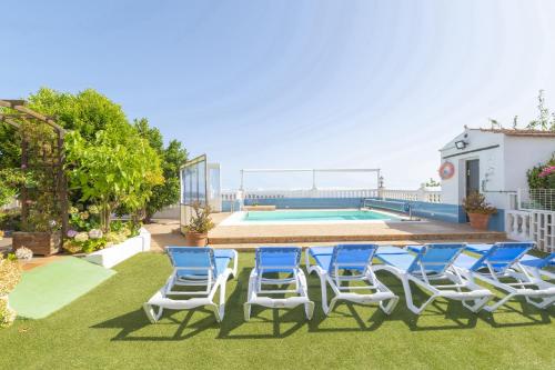  Casa Rosa with Heated Pool by I N Z U L A E in Vega de San Mateo