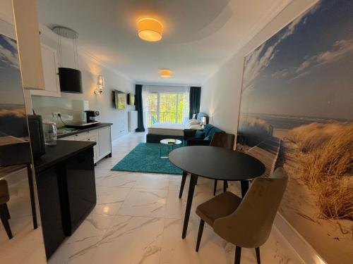 Deluxe Apartment image 9