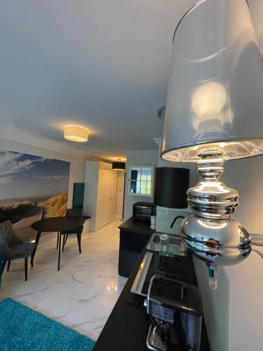 Deluxe Apartment image 2