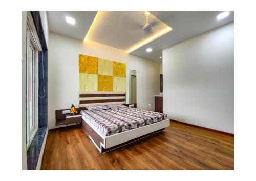 LuxPour 6BHK