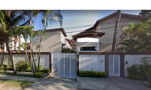 Casa de Praia, Temporada – khách sạn tại Enseada