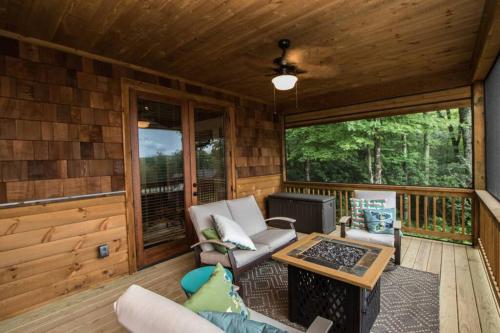 NEW FOREST COTTAGE W/GRILL & DECK:HIKE, FISH, GOLF - Accommodation - Glenville