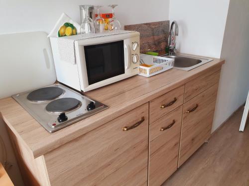 Karmelita Boutique Apartman in โซปรอนบันฟัลวา