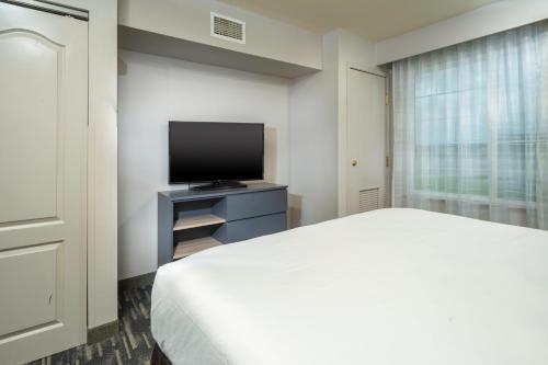 Sleeps 4