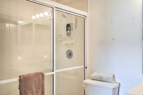 Sunny Sebring Villa with Screened Porch and Grill - image 2