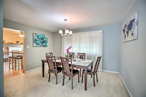 Spacious Family Glenwood Estates Home with Hot Tub! in Glenwood, USA