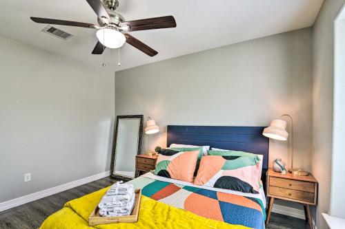 Bright San Leon Getaway with Barbecue and Kayak! - image 9