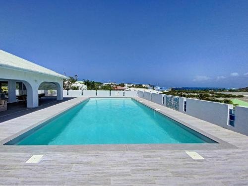 Villa Atypik, Orient bay walkable with super sized private pool - Location, gîte - Cul de Sac