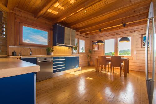 Finland House Barcelona- Ideal familias in Argentona