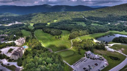 Mountain Green Resort by Killington VR- 2 Bedrooms - image 10