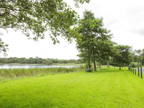 Lakeside Cottage in Boyle