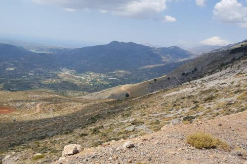 Villa Strata (a path to Psiloritis mountain)