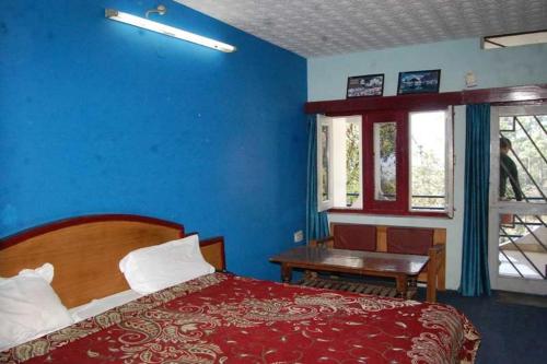 Goroomgo Hotel Shivay Near Kausani Chouraha - Mountain View - Excellent Customer Service