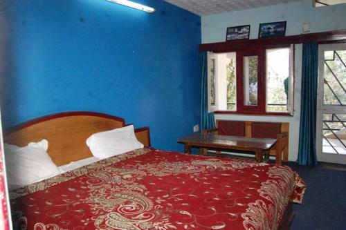 Goroomgo Hotel Shivay Near Kausani Chouraha - Mountain View - Excellent Customer Service