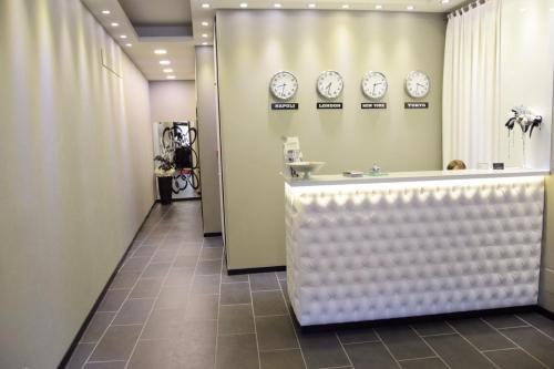 Fly Boutique Hotel - image 10