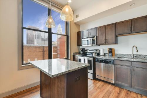 Grand Park LA 30 Day Stays - image 4