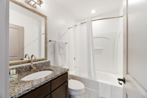 Grand Park LA 30 Day Stays - image 12