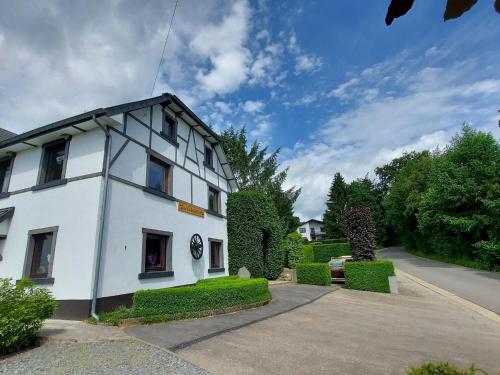 Holiday home near Malmedy with sauna bubble bath