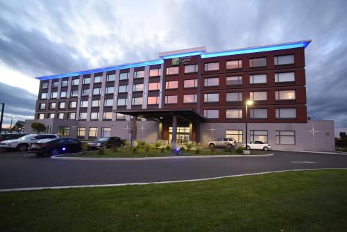 Holiday Inn Express & Suites - Gatineau - Ottawa, An Ihg Hotel