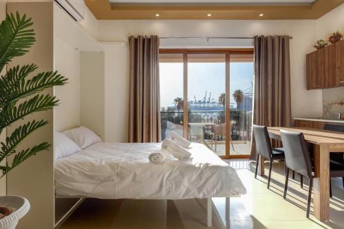 Gem Beachfront Apt with Amazing Bay and Sea Views, Birżebbuġa (Foto 9)