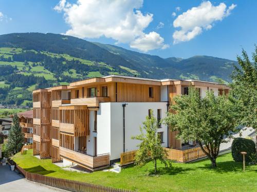 Alpin Apartments 6479155 Mayrhofen