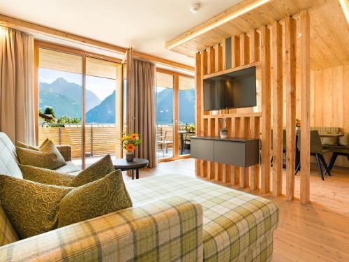 3 bedrooms, 4 beds