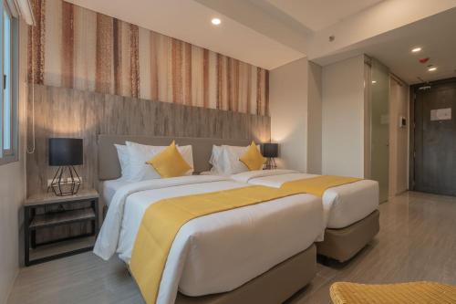 Guestroom, Bayfront Hotel Cebu - Capitol Site near Harrison Park Cebu