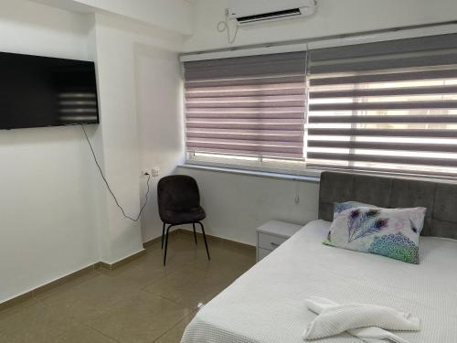 sala de TV, Laila's studio2 in Haifa