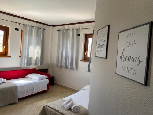 Suite, pool