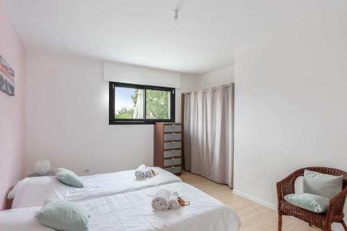 Splendid villa with pool and seaview 20 min away from Nice center - Welkeys