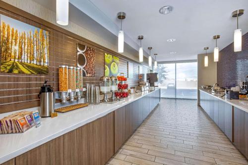 Restaurant, La Quinta Inn & Suites by Wyndham Kingman in Kingman (AZ)