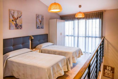  C - Apartamento moderno con piscina compartida in Torrico